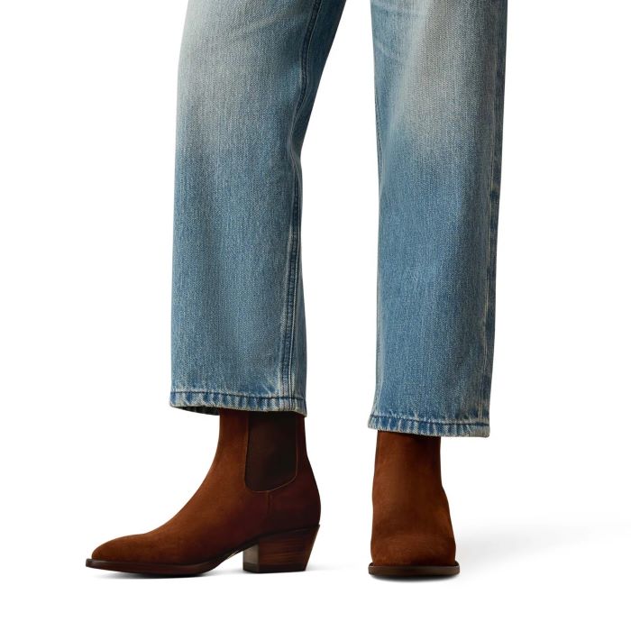 Ariat Cheyenne Womens Ultra High Rise Tomboy Straight Jean - Candy [sz:27r]
