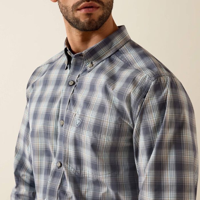 Ariat Mens Pro Series Priest Fitted Long Sleeve Shirt - Ombre Blue Pliad [sz:s]