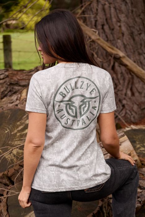 Bullzye Womens Dusty V-neck Ss Tee [sz:8]