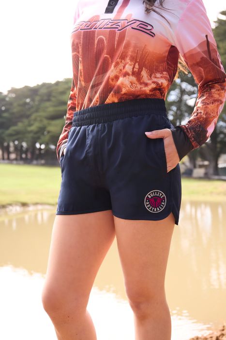 Bullzye Womens Addie Sports Short - Navy/ Hot Pink [sz:8]
