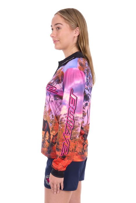 Bullzye Womens Grazing Horse Ls Tee [sz:8]