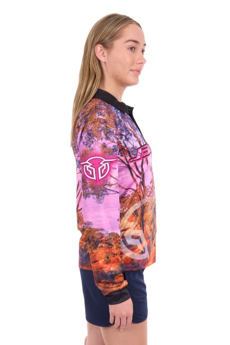 Bullzye Womens Grazing Horse Ls Tee [sz:8]